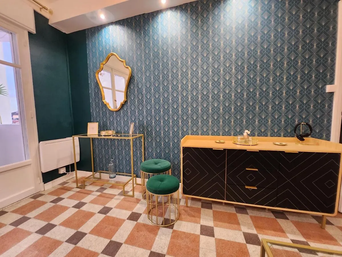 Sublime 2 Pieces Vue Incroyable Mer Et Tout Les Monuments De Marseille Appartement